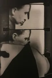 Immagini travolte dalla ruota di Duchamp